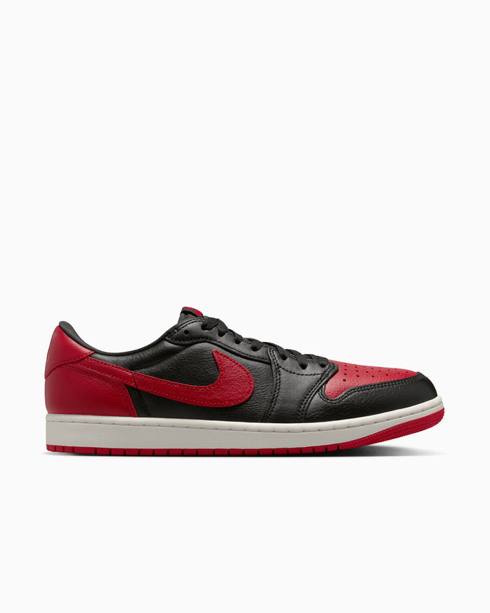 Sneakers Air Jordan 1 Retro Low OG "Banned" - IW6276-001