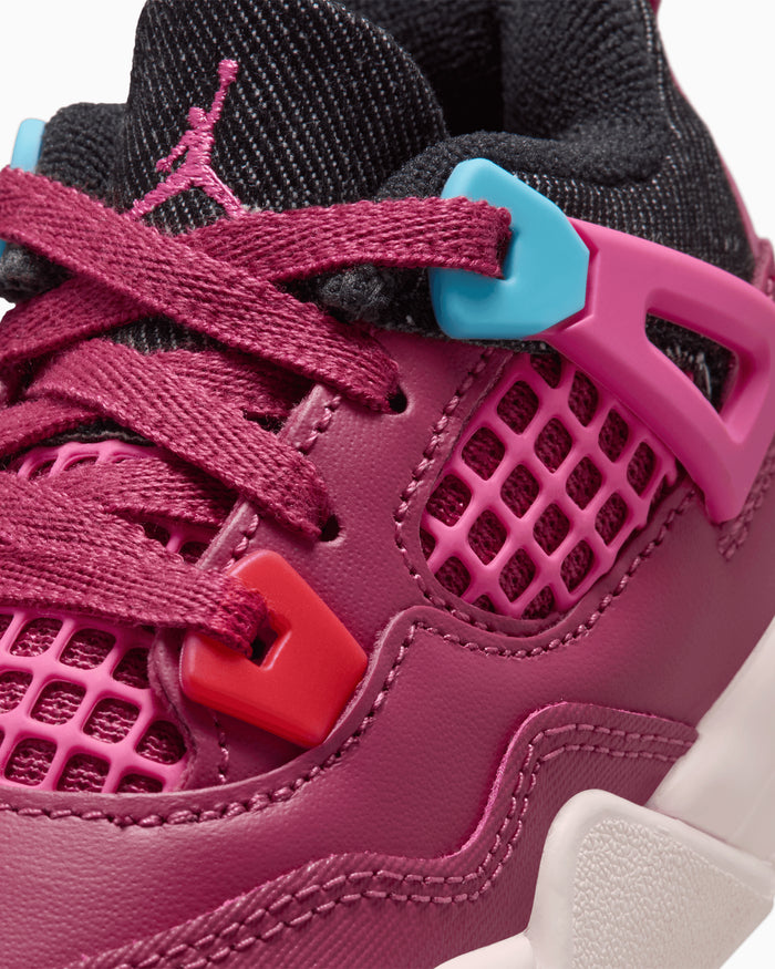 Sneakers Air Jordan 4 Retro "She's A Star" (TD) - IO2830-600