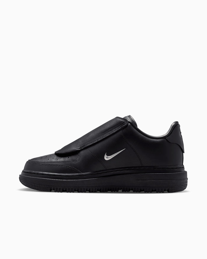 Sneakers Nike Air Force 1 Luxe "Black" - JA3822-010