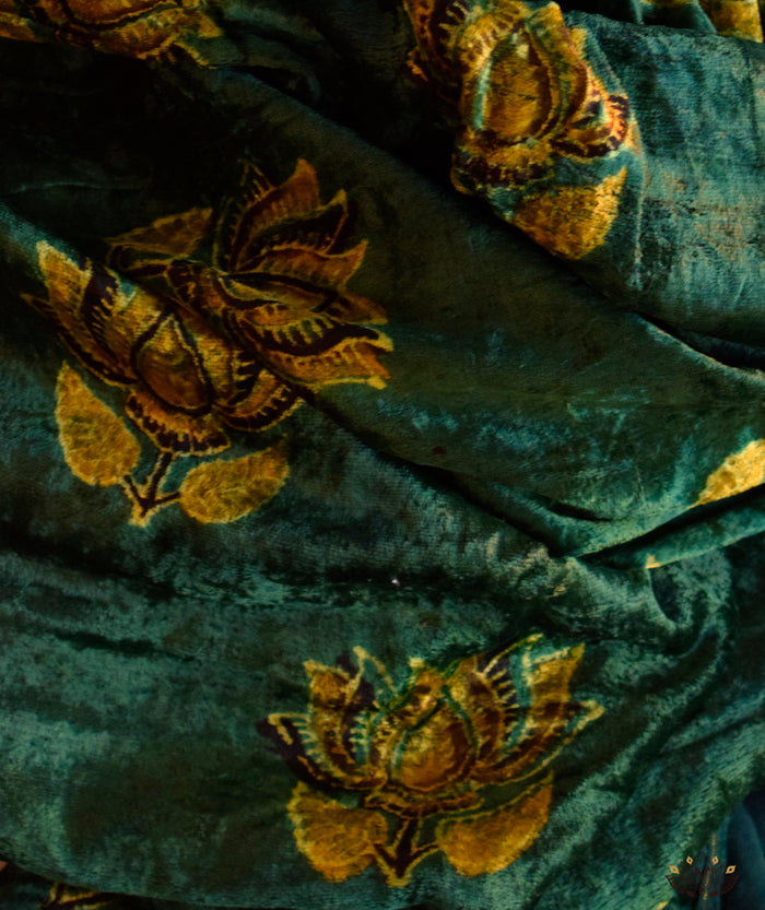 AJRAKH VELVET HAND PRINTED YARDAGE Set (3 meter)