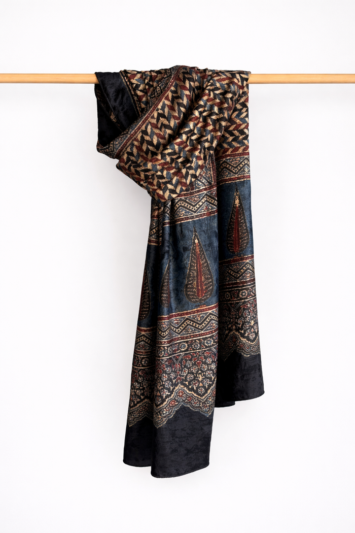 AJRAKH VELVET HANDBLOCK PRINTED STOLE