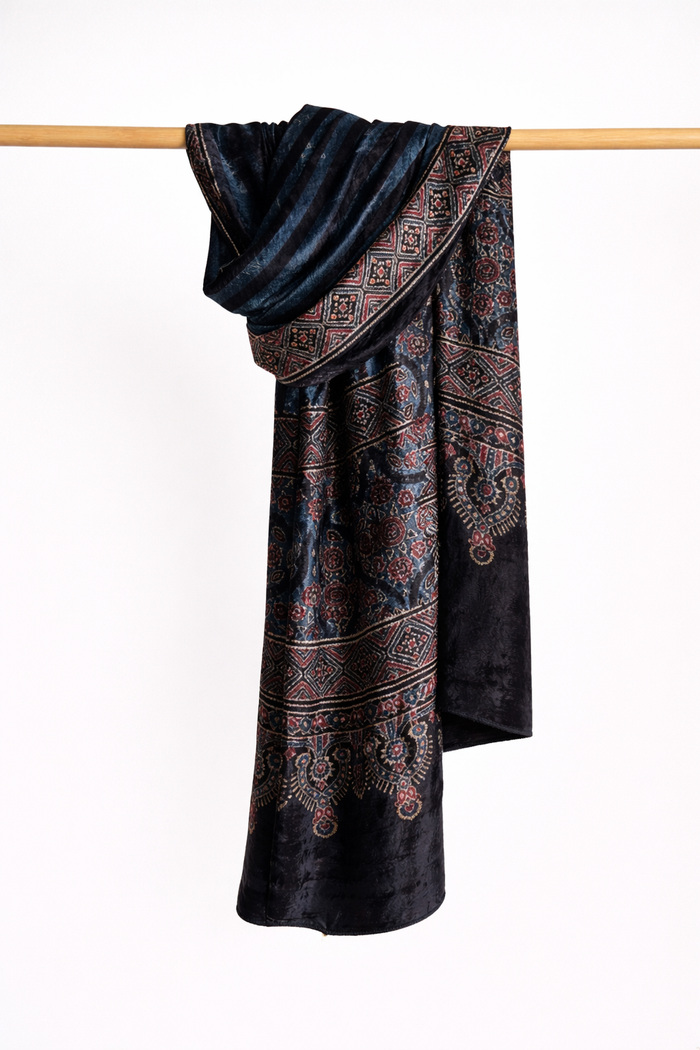 AJRAKH VELVET HANDBLOCK PRINTED STOLE