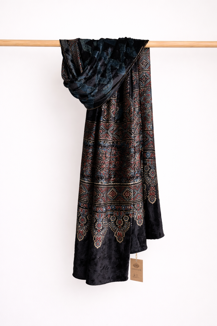 AJRAKH VELVET HANDBLOCK PRINTED STOLE