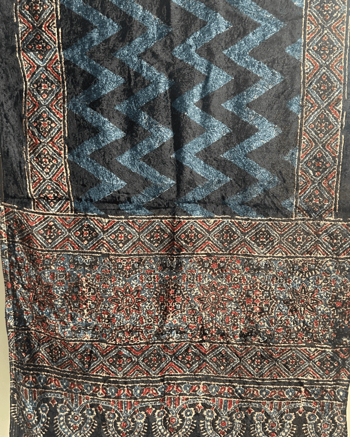 AJRAKH VELVET HANDBLOCK PRINTED STOLE