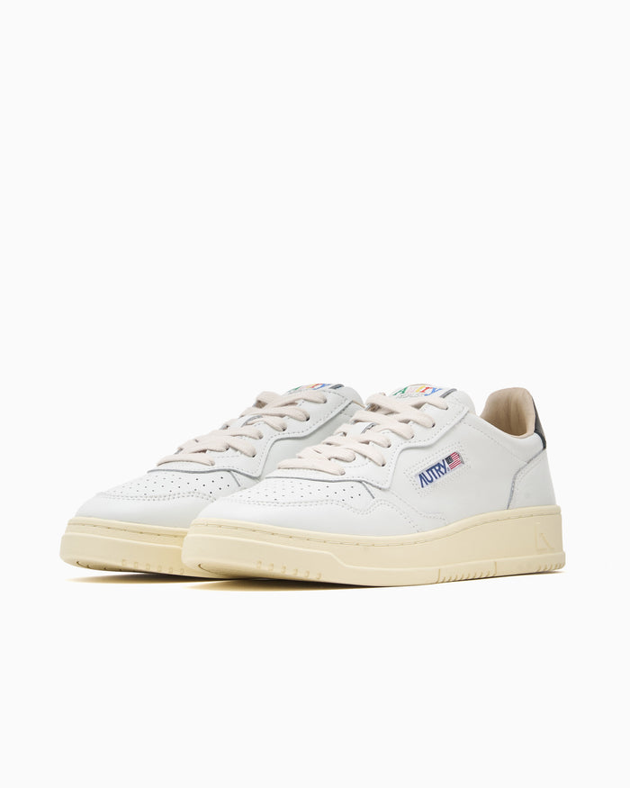 Sneakers Autry Medalist Low - AULMBG02