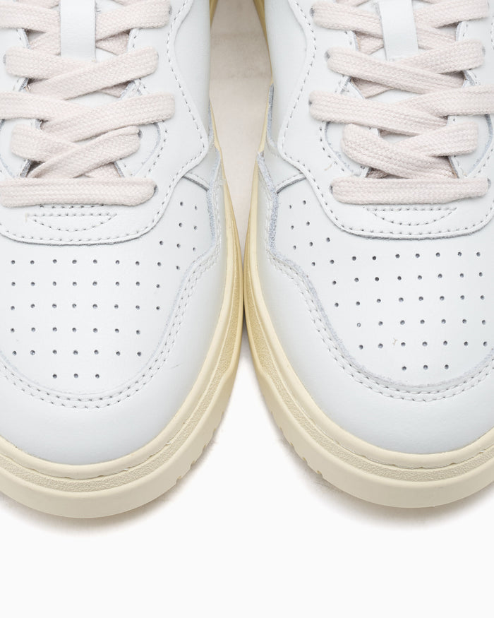 Sneakers Autry Medalist Low - AULMBG01