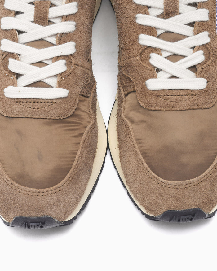 Sneakers Autry Reelwind Low - WWLMNC39