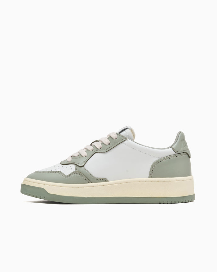 Sneakers Autry Women's Medalist Low Leather - AULWWB65