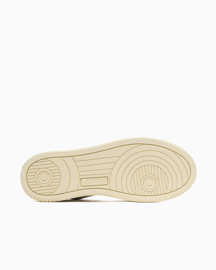 Sneakers Autry Women's Medalist Low Leather - AULWLL11