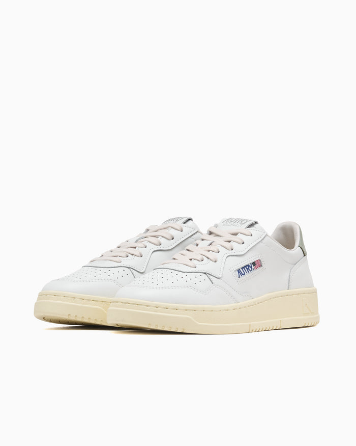 Sneakers Autry Women's Medalist Low Leather - AULWLL11