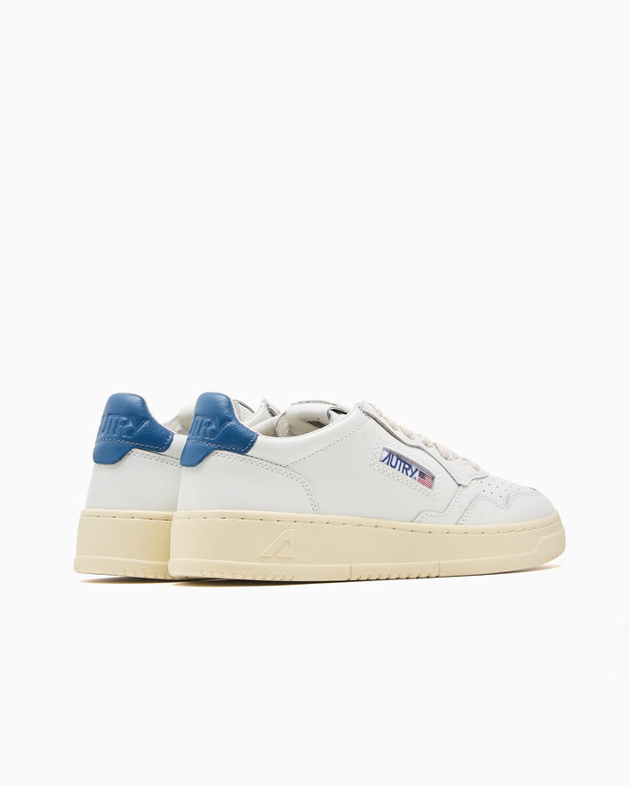 Sneakers Autry Women's Medalist Low Leather - AULWLL29