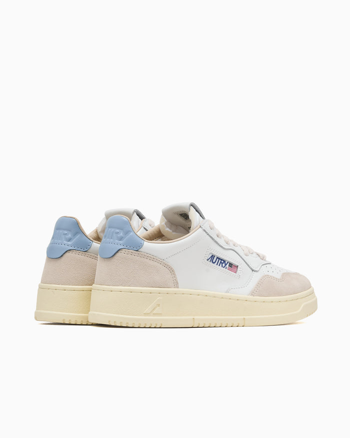 Sneakers Autry Women's Medalist Low Suede - AULWLS12