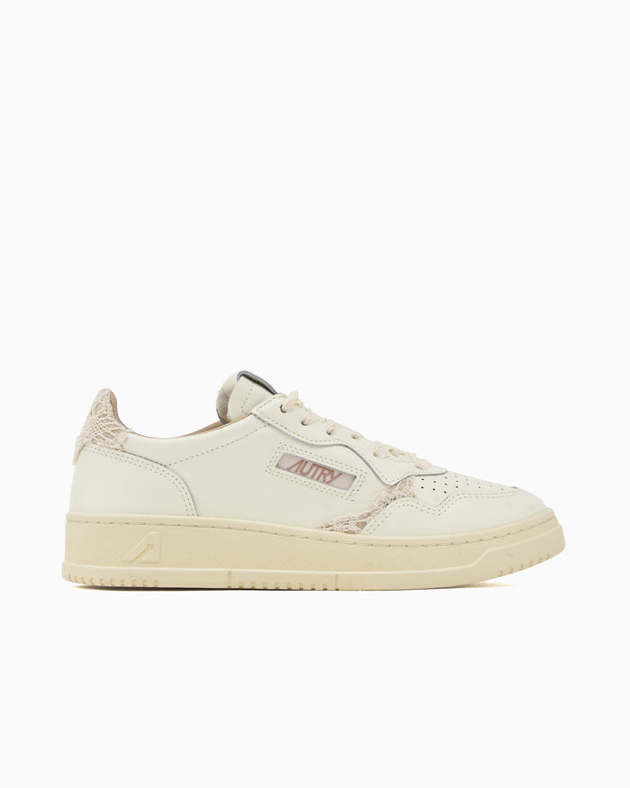 Sneakers Autry Women's Medalist Low - AULWMJ01