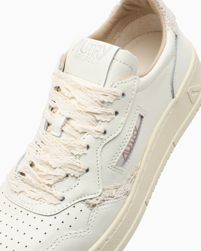 Sneakers Autry Women's Medalist Low - AULWMJ01