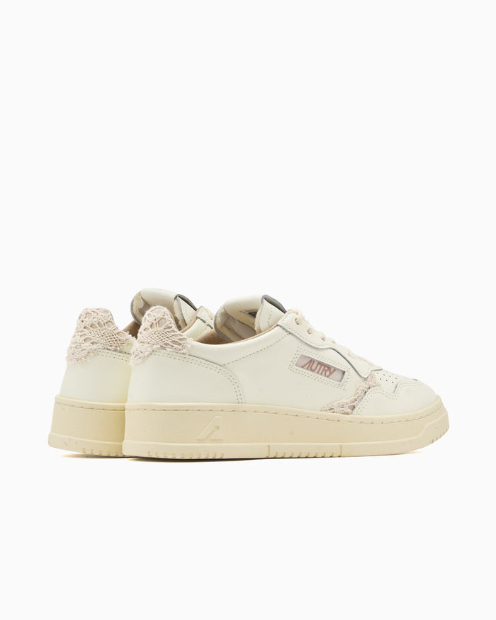 Sneakers Autry Women's Medalist Low - AULWMJ01