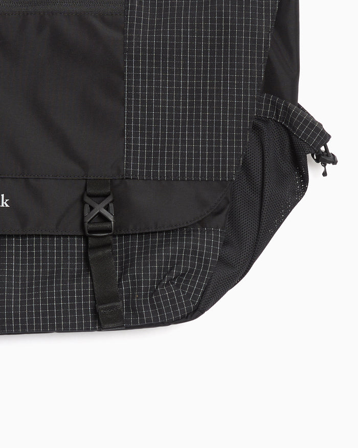 Handbags Snow Peak Grid Messenger Unisex Shoulder Bag - 100261SB08-019