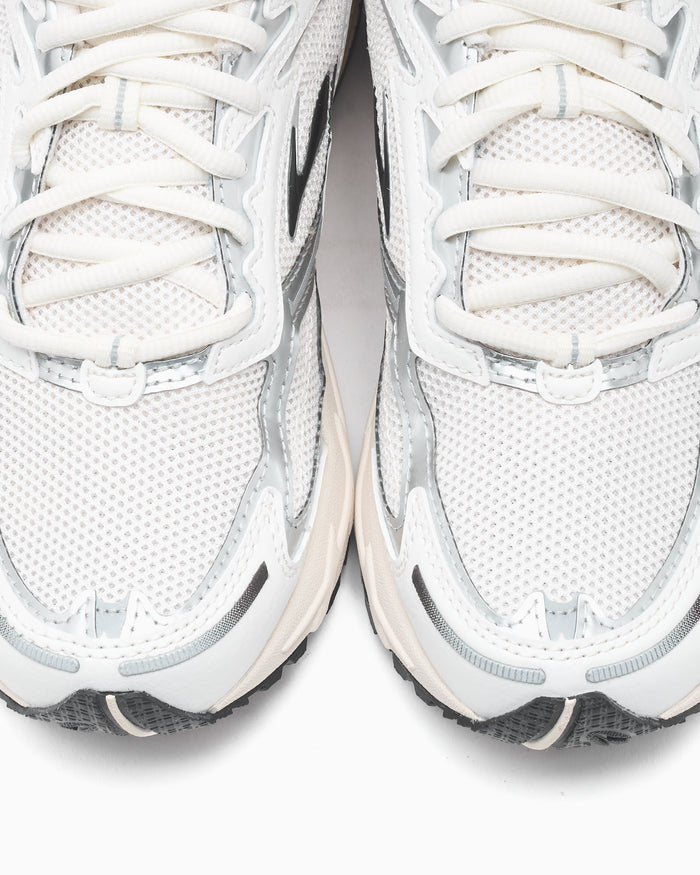 Sneakers Brooks Adrenaline GTS 4 "Coconut Milk" - 1000731D156