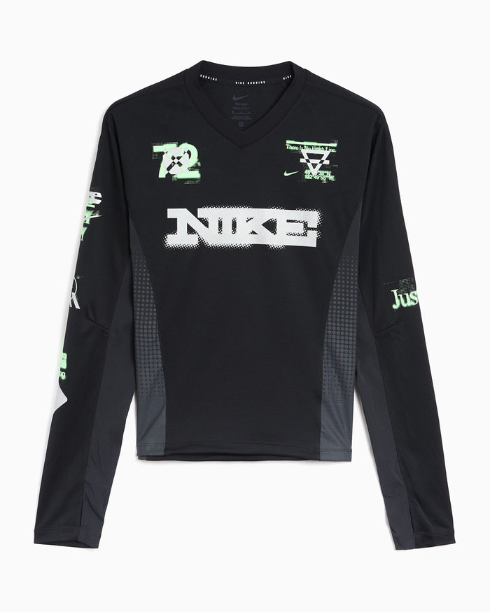 T-Shirts Nike Swift Running Graphic Long-Sleeved Slim Women's T-Shirt - IM7542-010