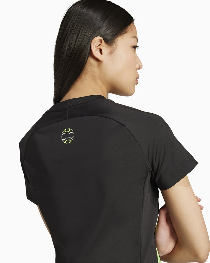 T-Shirts adidas Originals Teamgeist Slim Women's T-Shirt - JZ6709