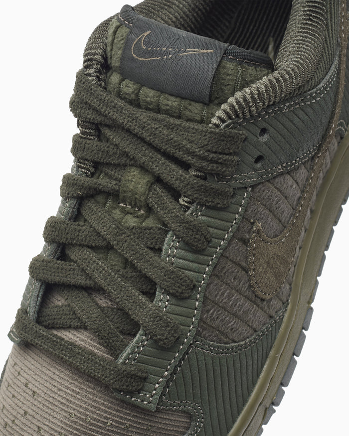 Sneakers Nike Dunk Low Retro Premium "Cargo Khaki" - IB7746-300