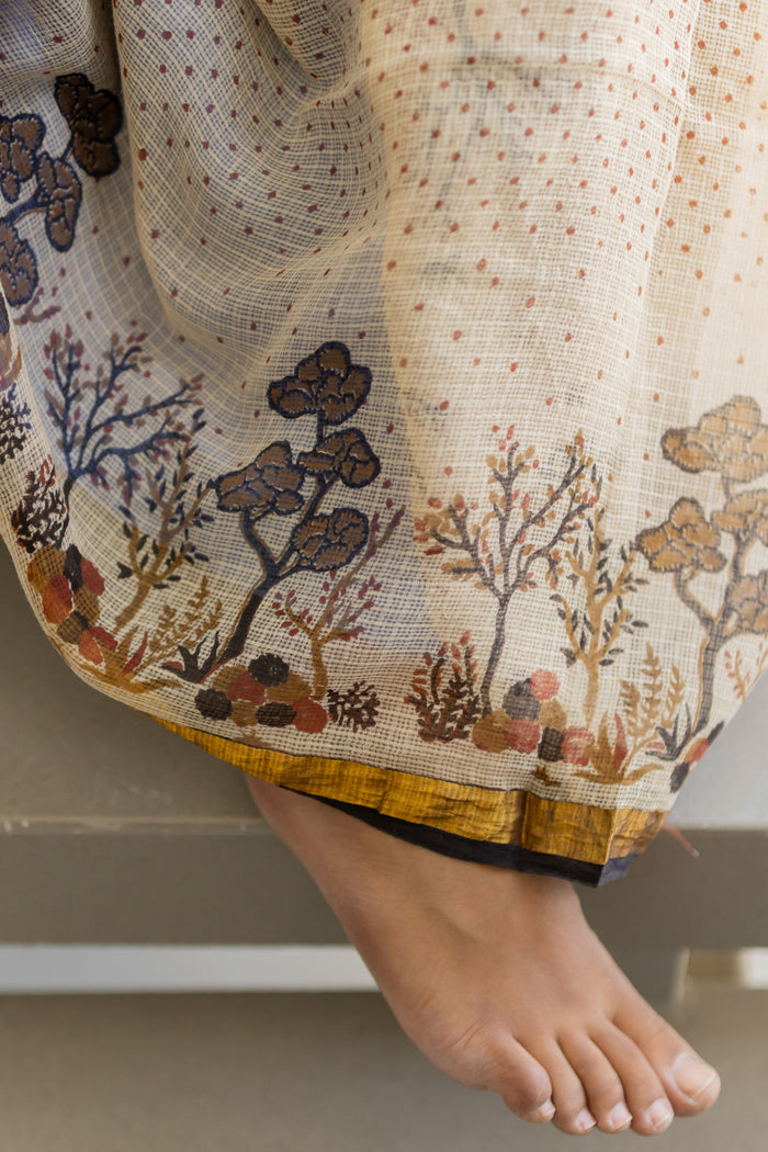 Exclusive Amounee Bagru Hand Block Printed Kota Saree