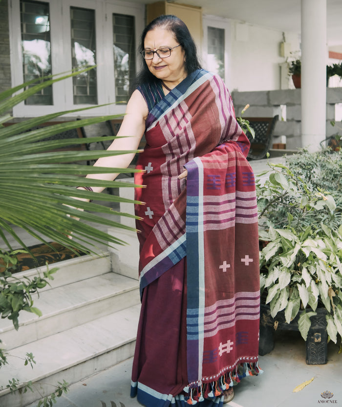 Exclusive Amounee Kachhi Kala Cotton Saree