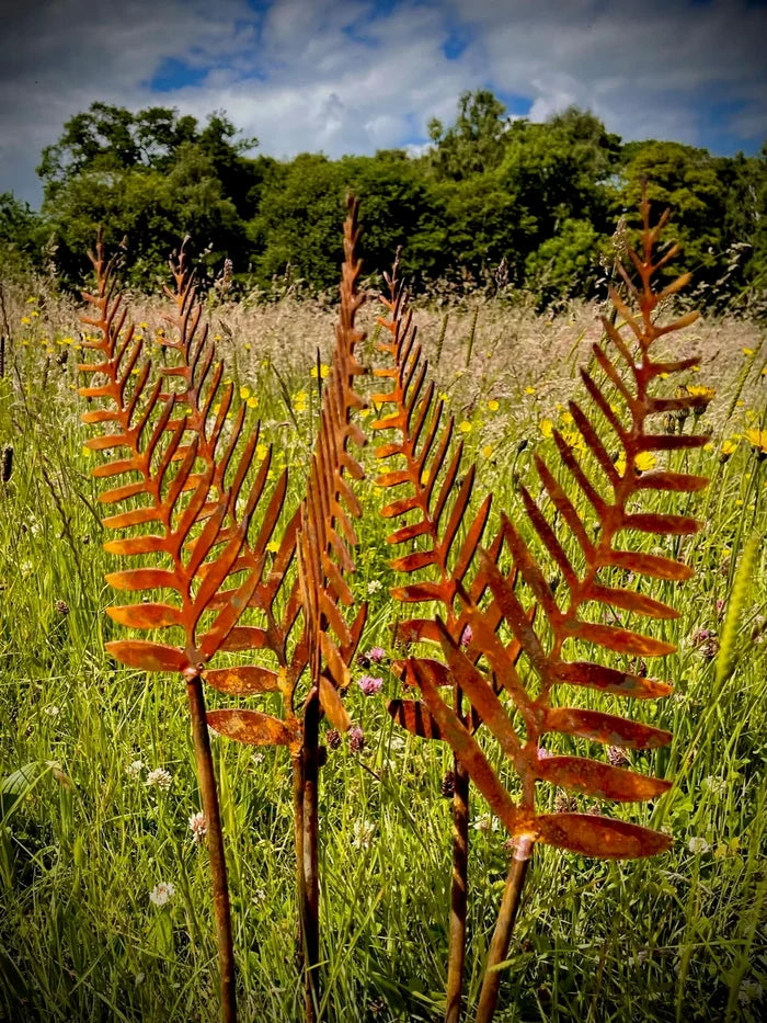 Fern Leaf Garden Stake