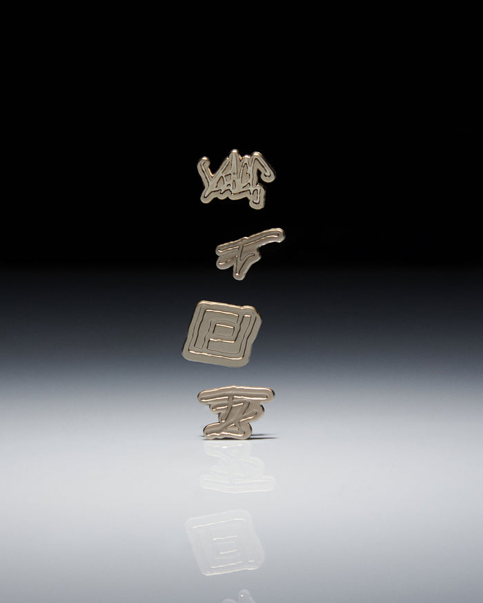 Decoration FOOTDISTRICT 10th Anniversary FD10Y Pin Set (4 Units) - PINFD10