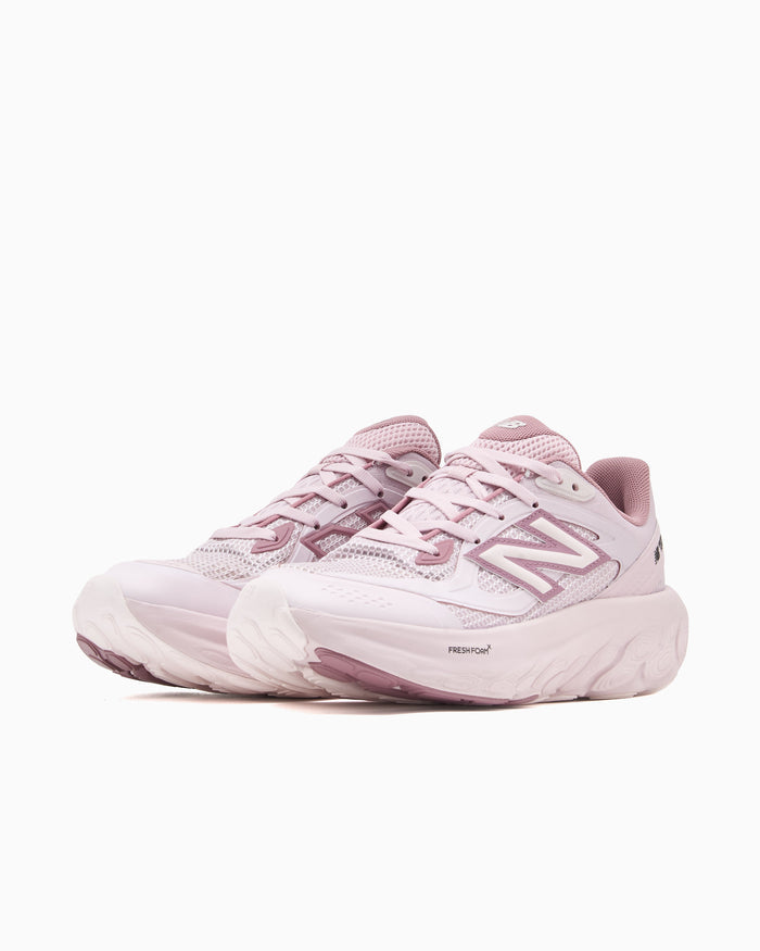 Sneakers New Balance Fresh Foam UTRN 6V8 - UTRN6V8