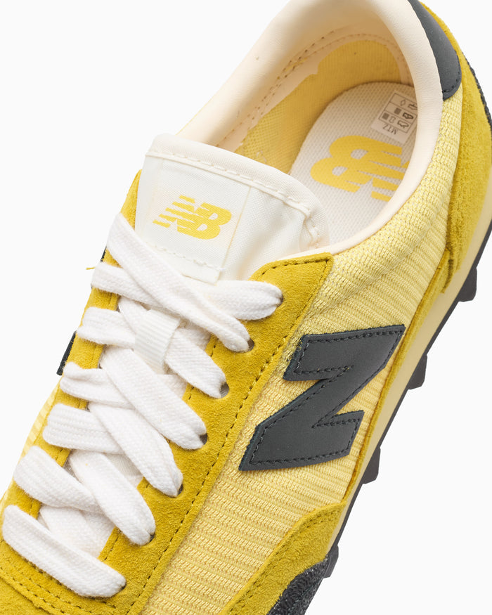 Sneakers New Balance Gator Run "Apollo Gold" - UGTR9SR