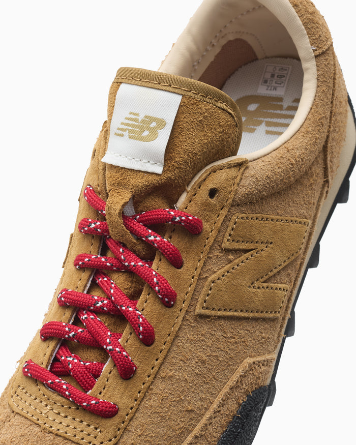 Sneakers New Balance Gator Run "Timberwolf" - UGTR7Q8