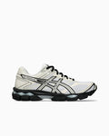 Sneakers ASICS Gel-Cumulus 16 "Patent Pack" - 1203B071-100
