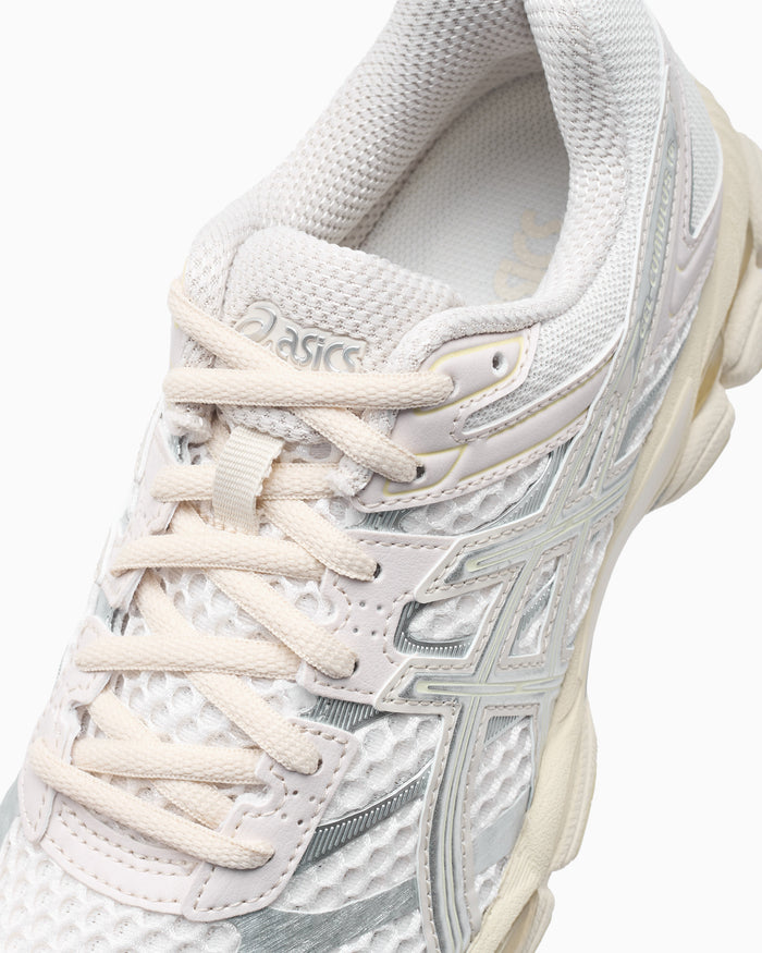 Sneakers ASICS Gel-Cumulus 16 - 1203A733-107