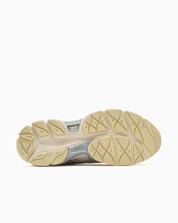 Sneakers ASICS Gel-Cumulus 16 - 1203A733-107