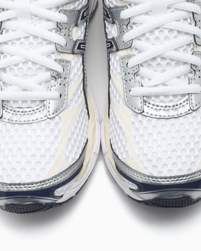 Sneakers ASICS Gel-Cumulus™ 16 - 1203A733-103