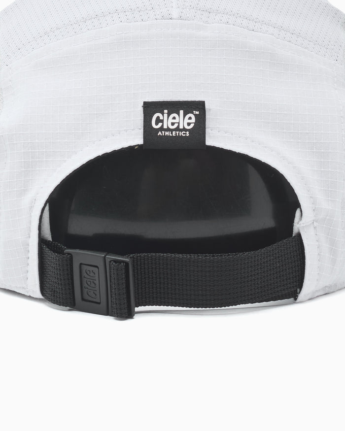 Caps Ciele Athletics Field Iconic Bar Unisex Cap - U-2-CA-0060-WH001