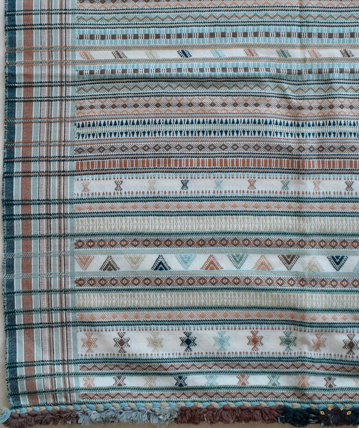 KACCHI WOOLEN HANDWOVEN SHAWL