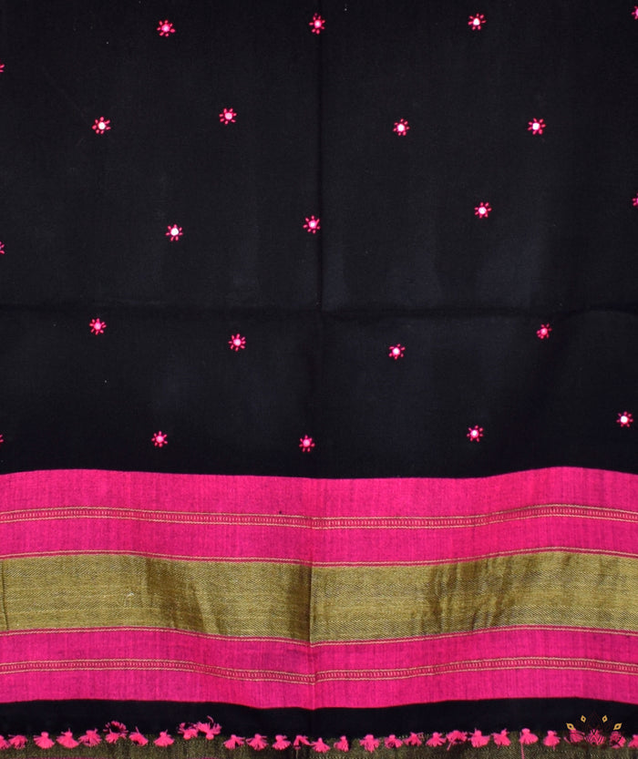 KACCHI WOOLEN HANDWOVEN SHAWL
