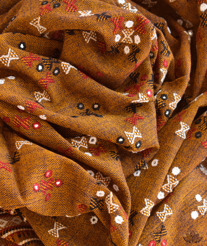 KACCHI WOOLEN HANDWOVEN SHAWL