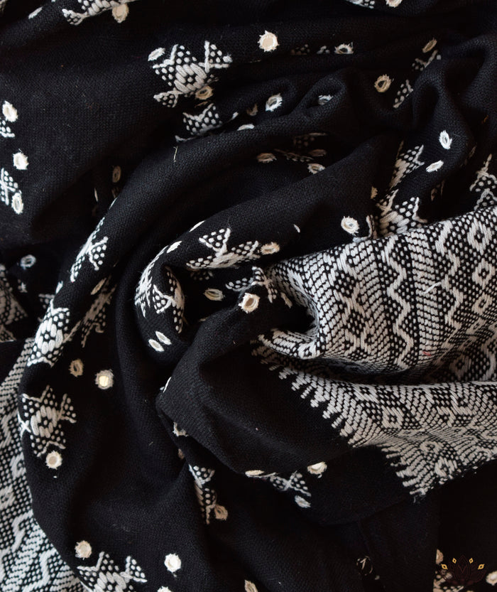 KACCHI WOOLEN HANDWOVEN SHAWL