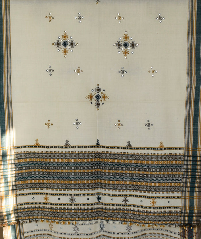 KACCHI WOOLEN HANDWOVEN SHAWL