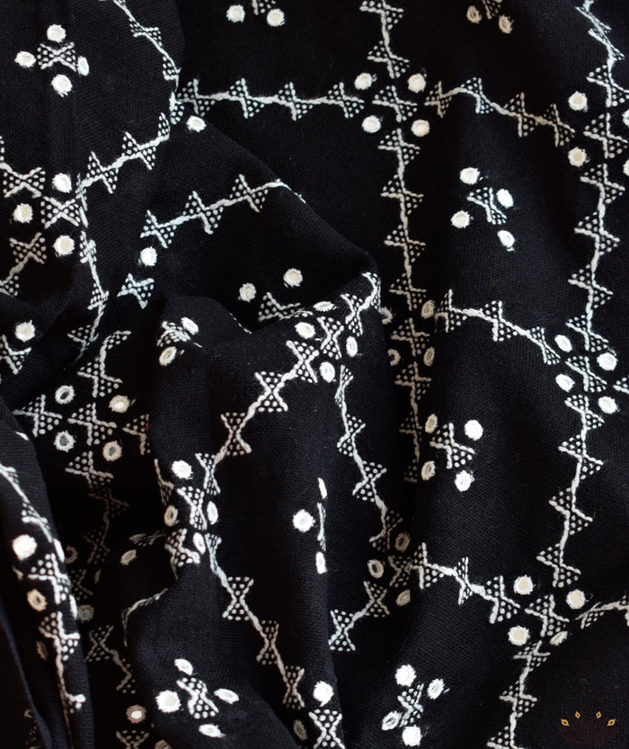 KACCHI WOOLEN HANDWOVEN SHAWL
