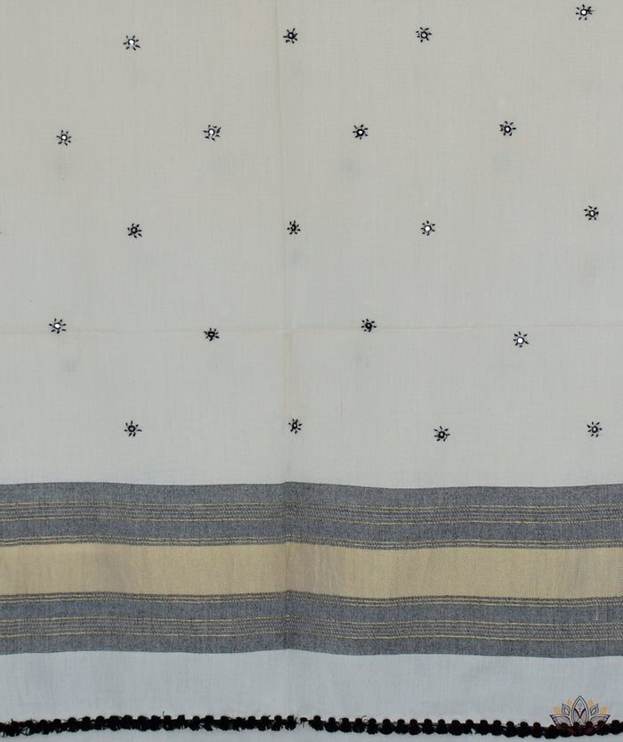 KACCHI WOOLEN HANDWOVEN SHAWL
