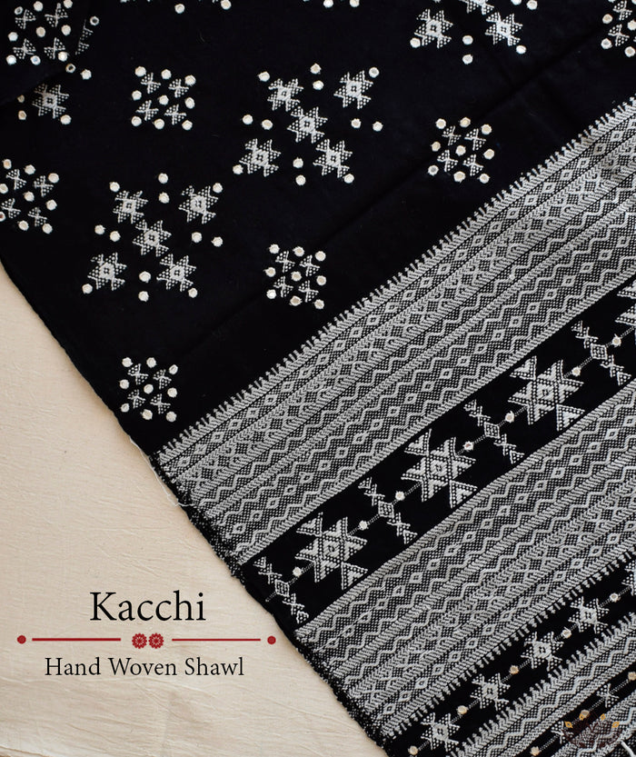 KACCHI WOOLEN HANDWOVEN SHAWL