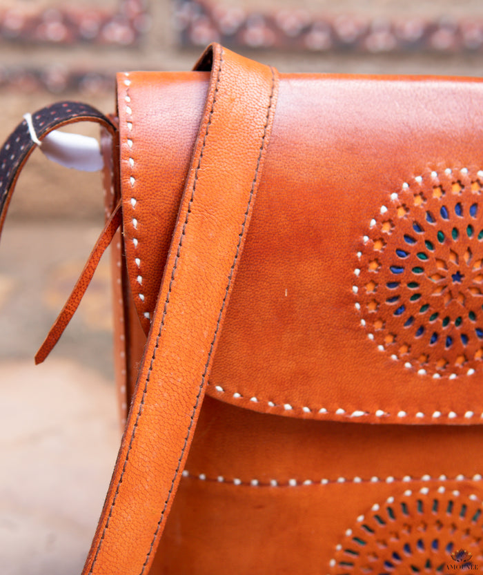 LEATHER ART PURSE