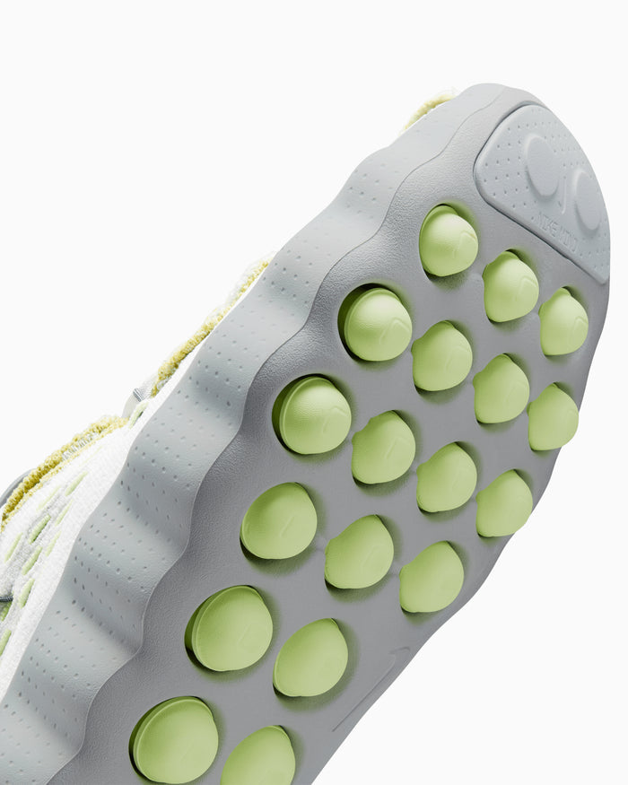 Sneakers Nike Mind 002 Flyknit "Pure Platinum" - IR2176-100
