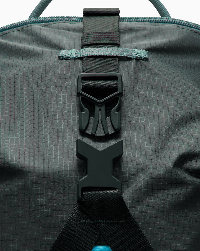 Backpacks and Suitcases Nike ACG Daymax 25L Unisex Backpack - HJ8178-382