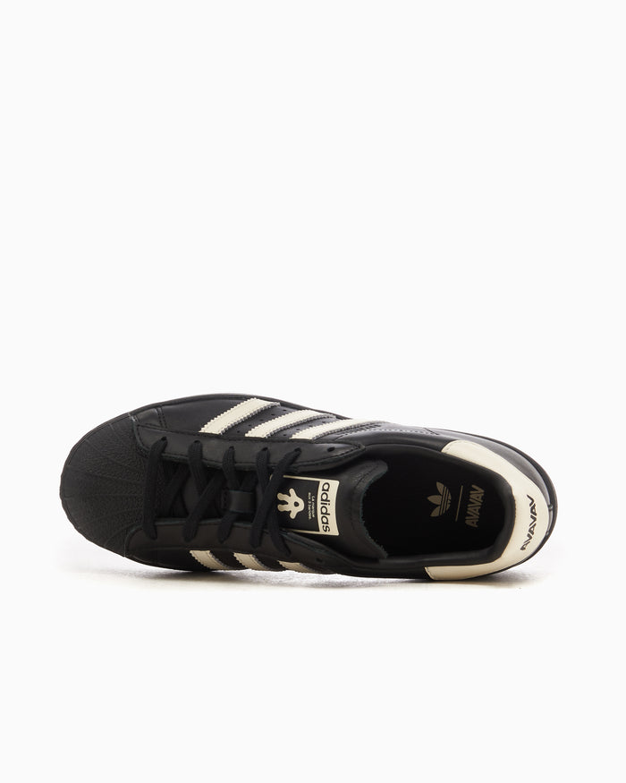 Sneakers adidas Originals x AVAVAV Women's Superfinger Superstar - JP7141