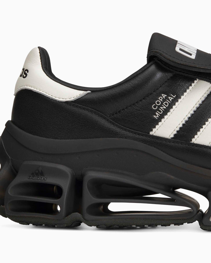 Sneakers adidas Originals x Willy Chavarria Megaride Copa - KZ8743