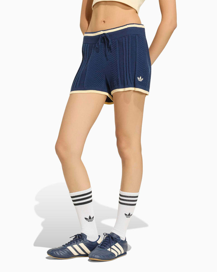 Shorts adidas Originals Cable Knit Slim Women's Shorts - KR7050